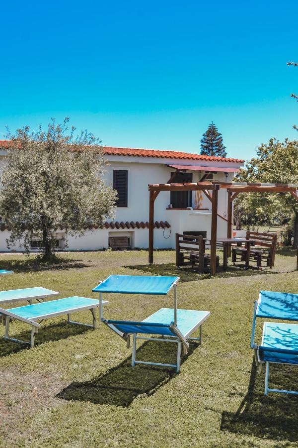Villa Gladyr Lotzorai Exterior photo